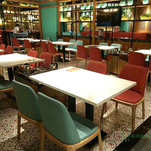 现代咖啡厅桌椅