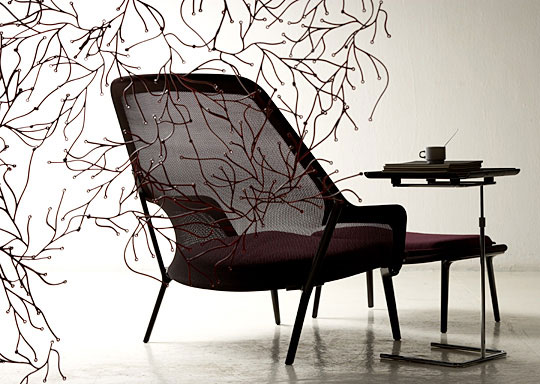 Bouroullec Brothers设计的Slow chair休闲躺椅