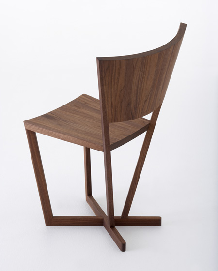 Bernard椅子设计